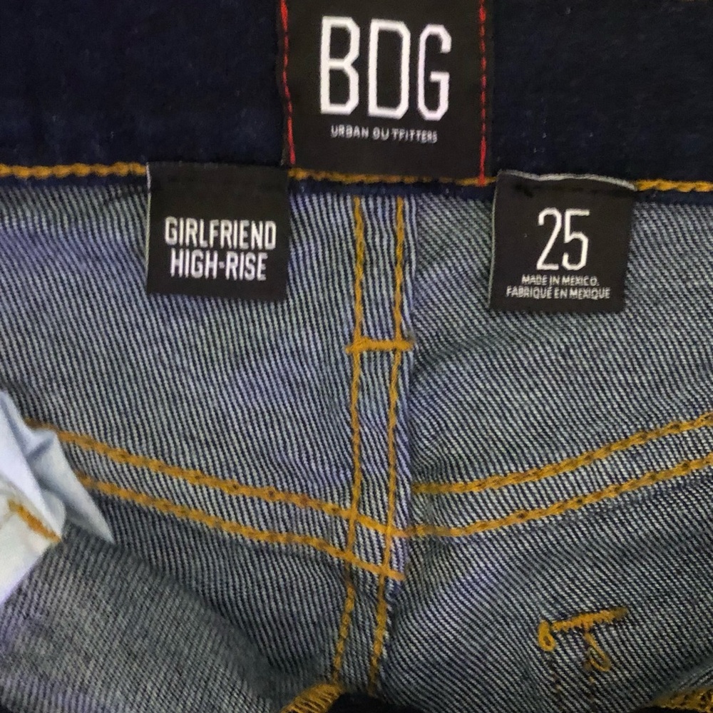 BDG girlfriend high rise dark wash jeans size 25